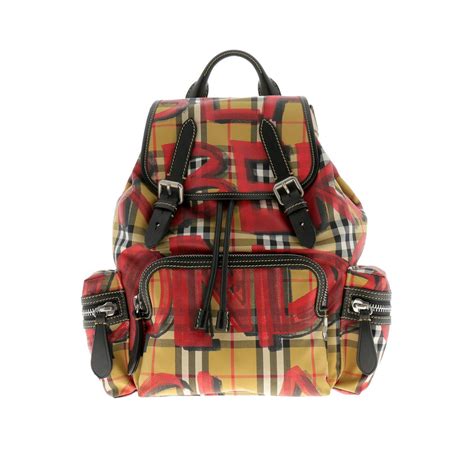 sacs a dos burberry femme|Sacs de luxe femme .